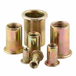 Detalle de tuercas verticales galvanizadas TSX TOOL en surtido completo