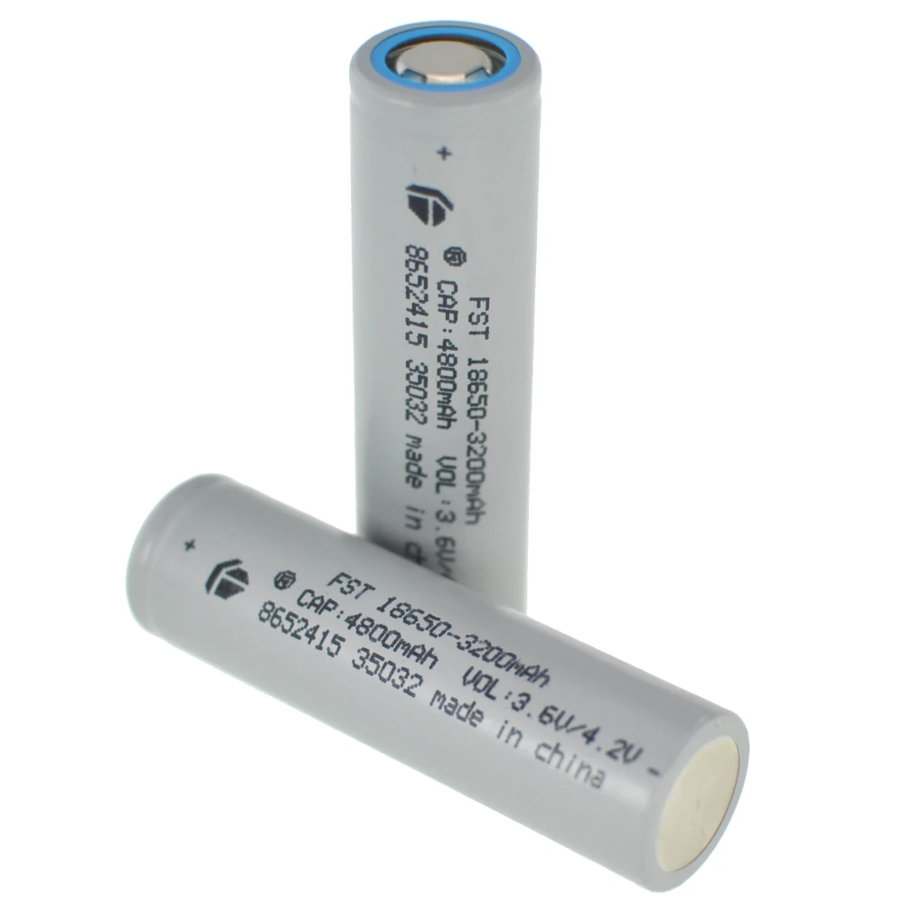Laadukas 18650-akku 3200mAh ladattava litium Li-ion 3,7V