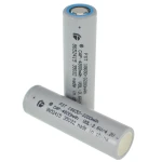 Laadukas 18650-akku 3200mAh ladattava litium Li-ion 3,7V
