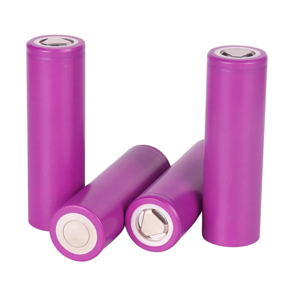 21700-akku 4800mAh Li-Ion ladattava suuri kapasiteetti 3,7V