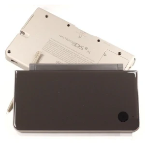 NDSi XL -kuori ruskea, täydellinen varaosa painikkeilla ja ruuveilla