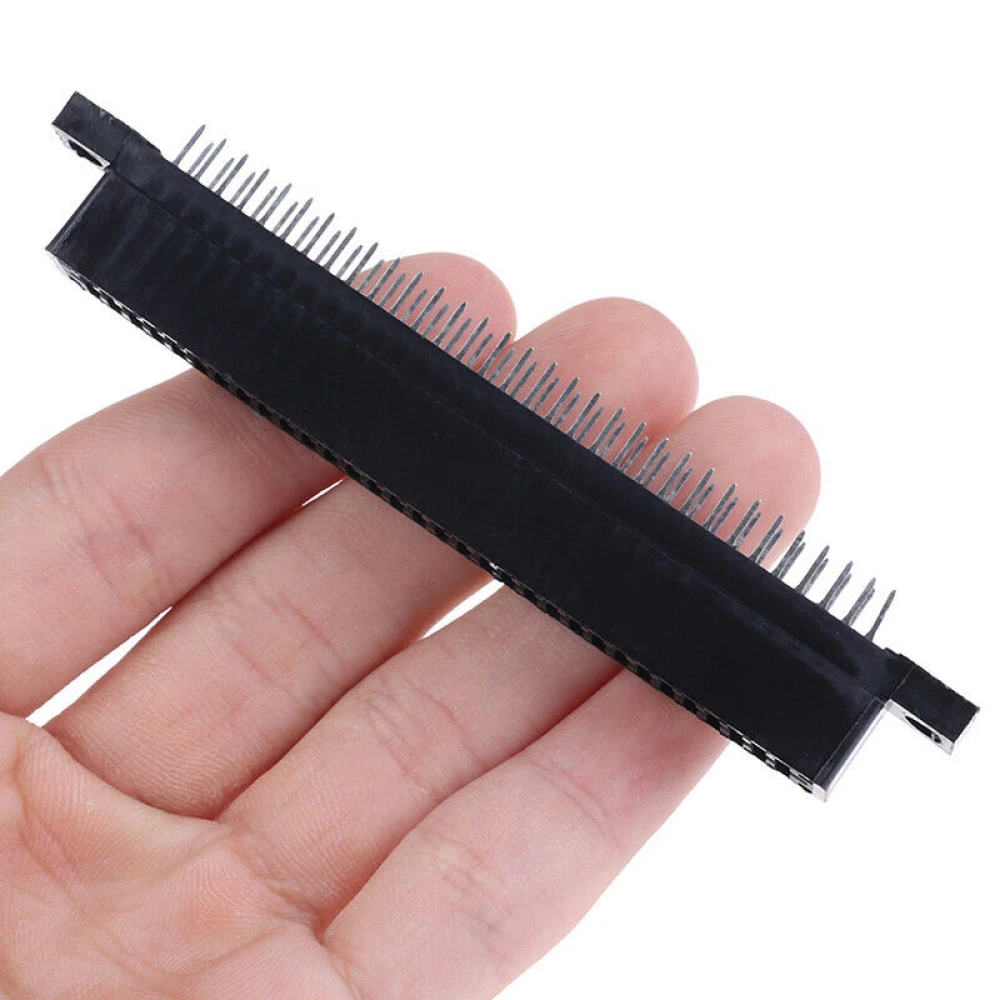 Zócalo de conector para cartuchos Sega Mega Drive en detalle