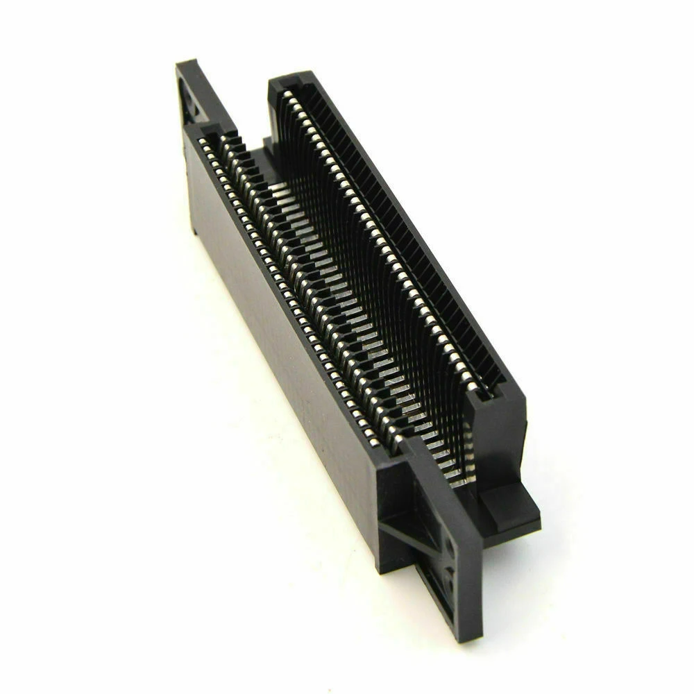Conector 72 pin compatible Nintendo NES colocado sobre fondo blanco