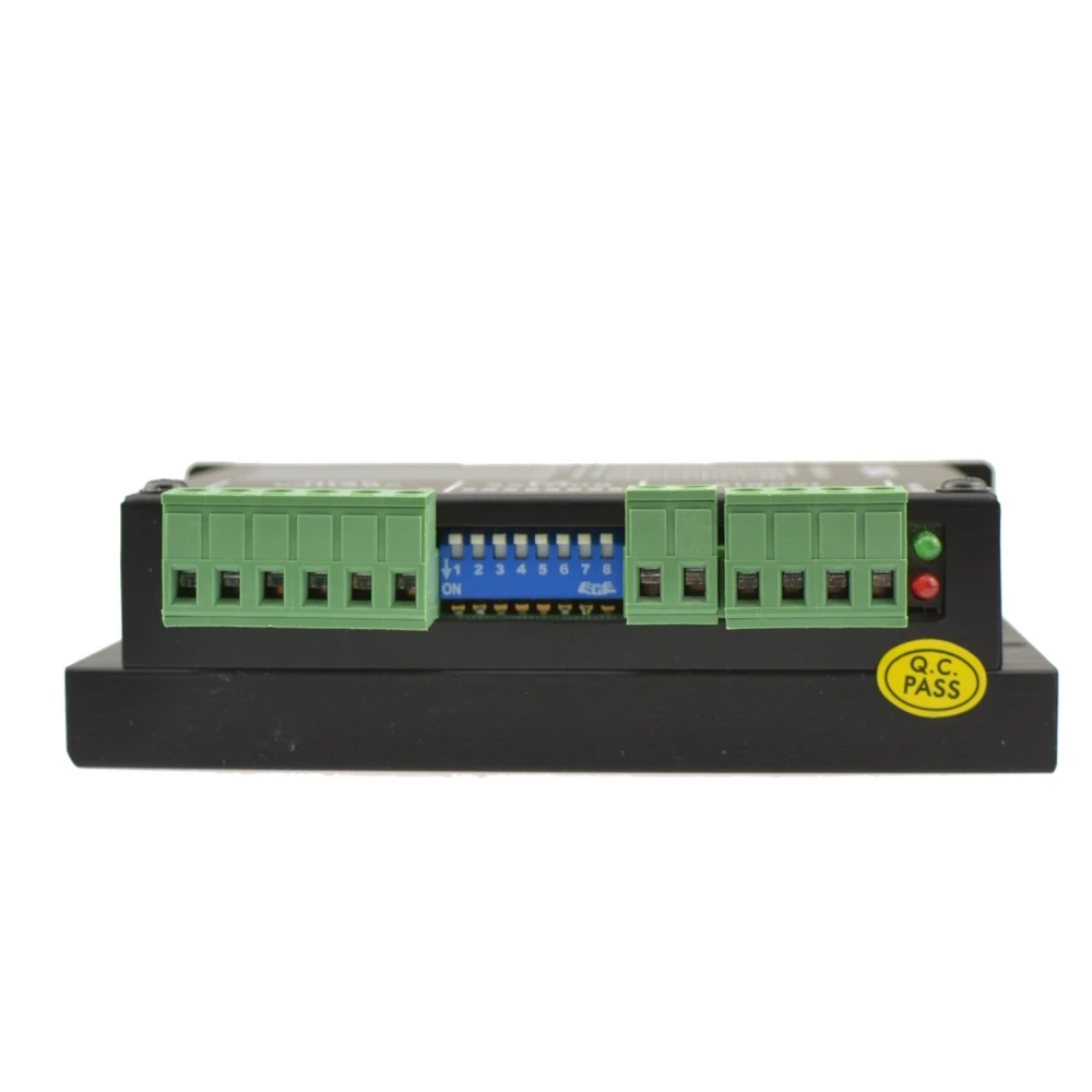 Controlador CNC 2M542 instalado en proyecto con motor paso a paso Nema23