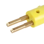 Muovihitsauspakkaus kuumaniittauskoneella autokorjaukseen