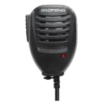 Detalle del conector especial para radios Baofeng impermeables