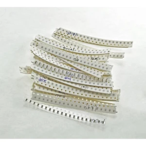 YourLed SMD 0603 kondensaattoripakkaus - 720 kondensaattoria, 36 arvoa 1pF–10uF