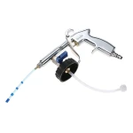 Uso de pistola aire comprimido tipo tornador en limpieza de interior de vehículo