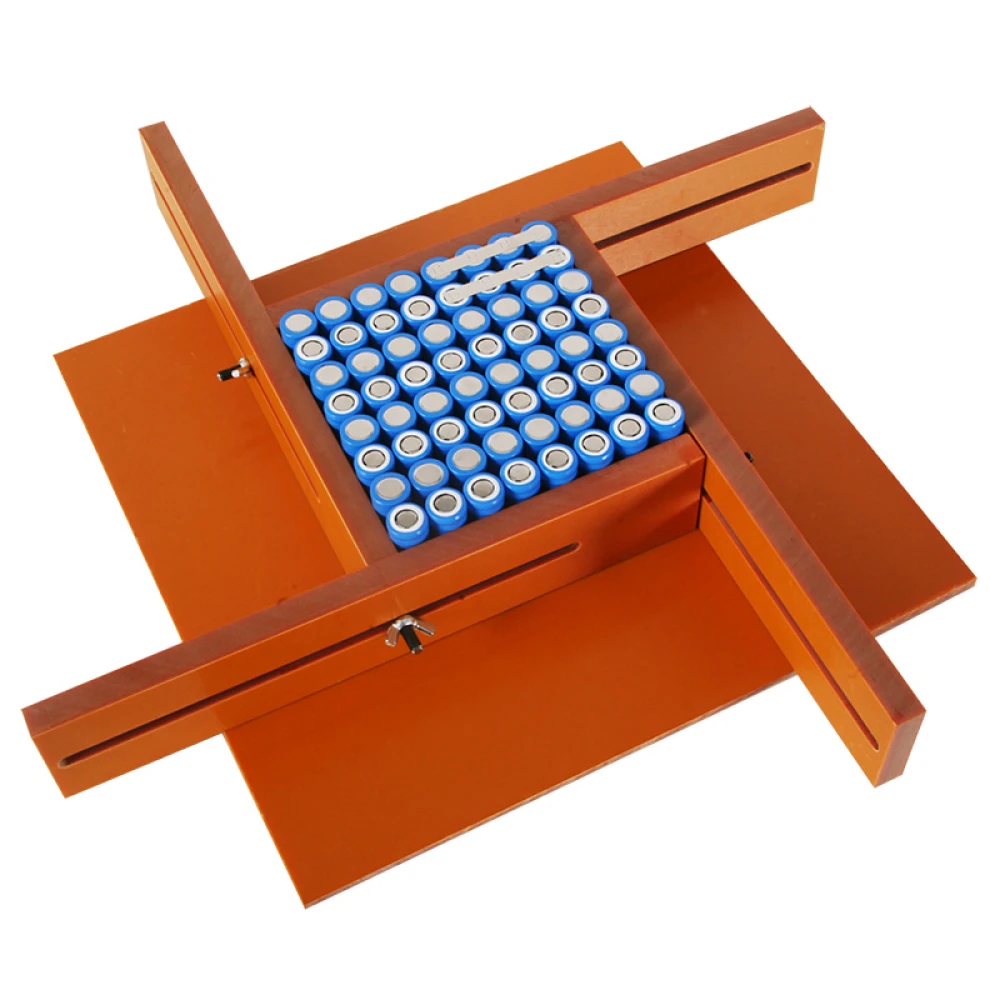 Säädettävä 18650-akkujen pidike 6x16 akkupaketteihin