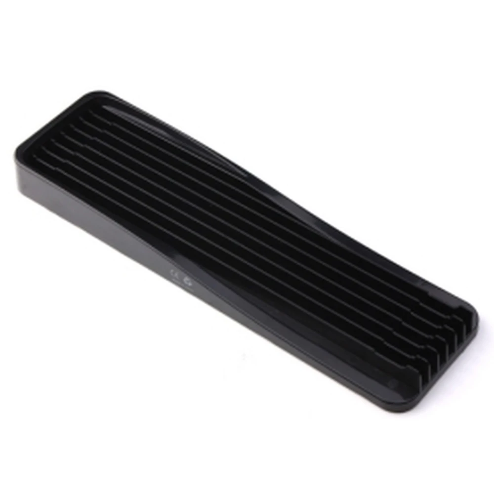 Xbox 360 Slim pystyteline parempaan ilmanvaihtoon ja ohjaintelineeksi