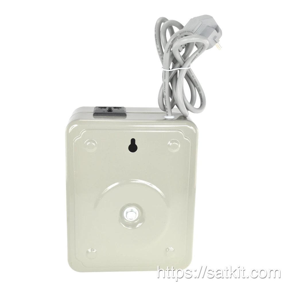 Jännitemuuntaja 220V–110V 3000W koti- ja ammattikäyttöön